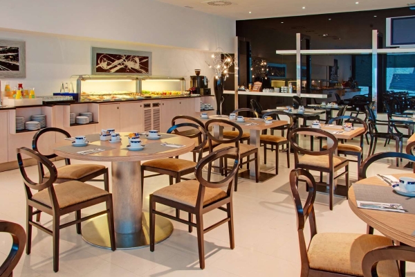Tryp Zaragoza Hotel